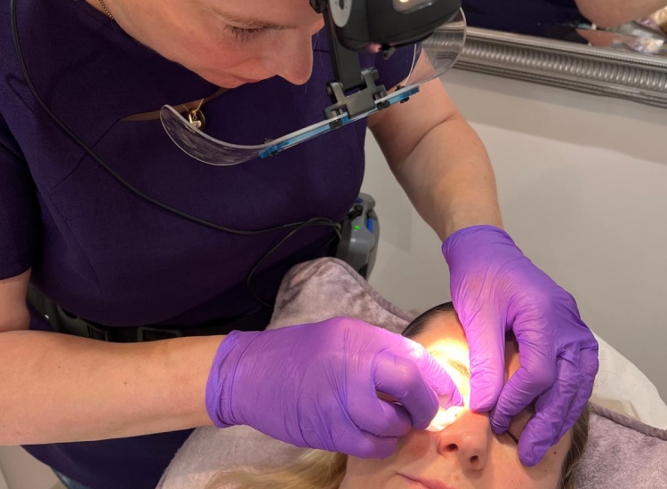 Inner Img Left Laurie Sm